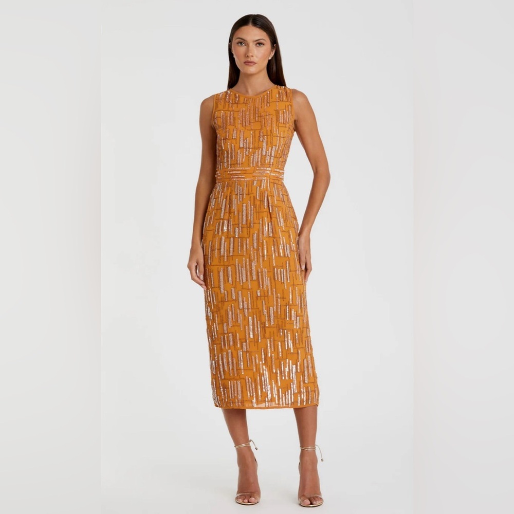 Mac Duggal
Sleeveless Abstract Beaded Midi Dress - Picture 9 of 11